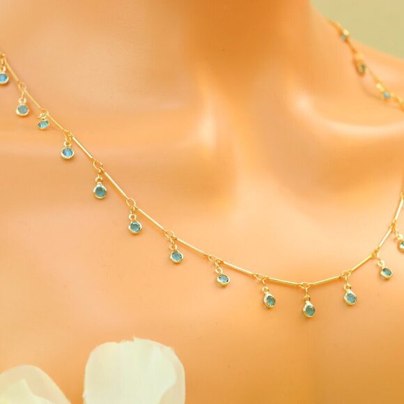 Minimalist Necklace, Sleek & Modern Design, Women’s Fashion, YC110500-N - Picture 7 of 10